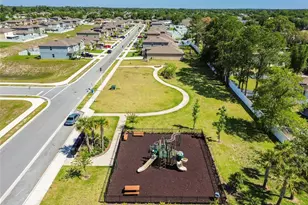 943 Old Windsor Way, Spring Hill, FL 34609 - Photo 68