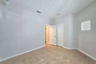 8119 Hampton Lake Dr, Tampa, FL 33647 - Photo 36