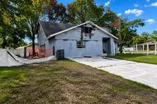 606 Forest Hills Dr, Brandon, FL 33510 - Photo 18