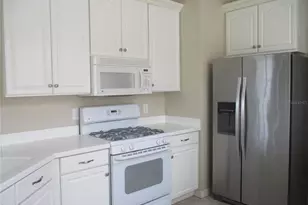 840 King Leon Way, Sun City Center, FL 33573 - Photo 8