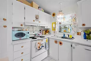 3145 Great Oak St, Wesley Chapel, FL 33543 - Photo 8
