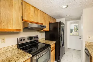 2517 E Stanley Matthew Cir, Tampa, FL 33604 - Photo 4