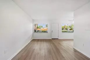 8101 11th St N, Saint Petersburg, FL 33702 - Photo 4