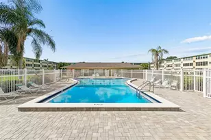 8101 11th St N, Saint Petersburg, FL 33702 - Photo 28