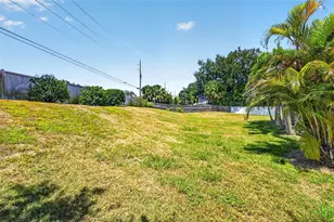 5002 Brandeis Cir S, Sarasota, FL 34243 - Photo 42