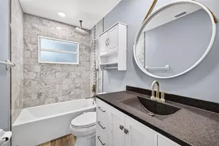 5002 Brandeis Cir S, Sarasota, FL 34243 - Photo 24