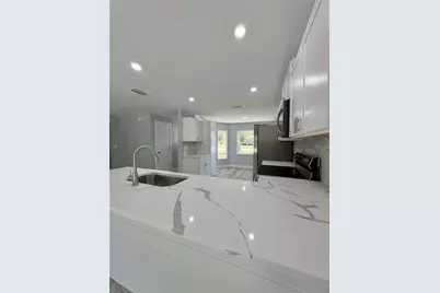142 Rosedale Avenue, Spring Hill, FL 34606 - Photo 22