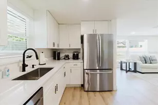 916 17th St N, Saint Petersburg, FL 33713 - Photo 16