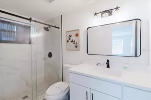 916 17th St N, Saint Petersburg, FL 33713 - Photo 26