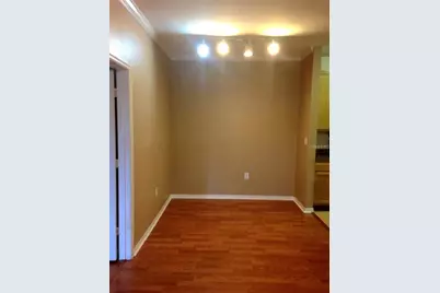 10211 Courtney Palms Boulevard #304, Tampa, FL 33619 - Photo 10