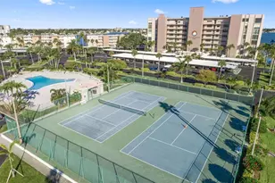 7300 Sun Island Dr S, Saint Petersburg, FL 33707 - Photo 46