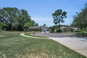 505 Whispering Oak Dr, Tarpon Springs, FL 34689 - Photo 4