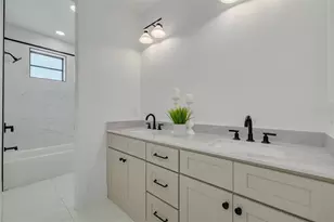 520 48th Ave N, Saint Petersburg, FL 33703 - Photo 32