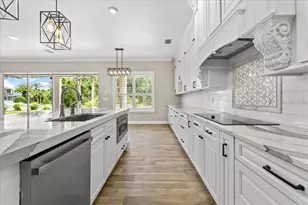 27335 Roseling Ct, Wesley Chapel, FL 33544 - Photo 16