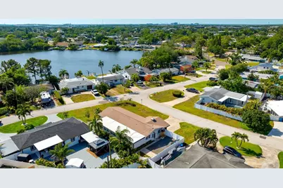 140 88 Th Avenue NE, Saint Petersburg, FL 33702 - Photo 38