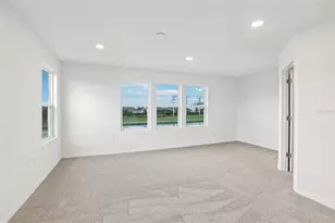 6876 Holcombe Down Dr, Zephyrhills, FL 33541 - Photo 16