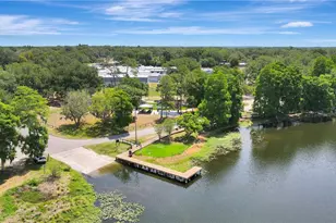 312 S Riverhills Dr, Tampa, FL 33617 - Photo 8