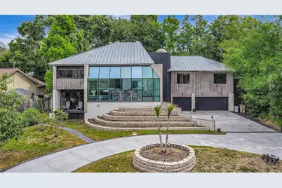 312 S Riverhills Drive, Tampa, FL 33617 - Photo 1