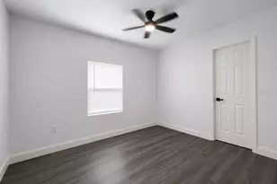 4220 E Eva St, Tampa, FL 33617 - Photo 20