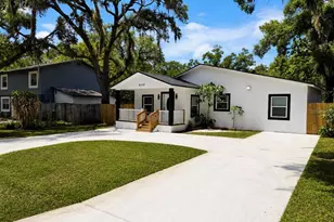 4220 E Eva St, Tampa, FL 33617 - Photo 2