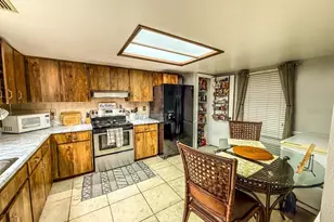 35058 Whispering Oaks Blvd, Ridge Manor, FL 33523 - Photo 4