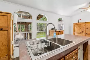 17808 Dogwood Dr, Lutz, FL 33558 - Photo 12
