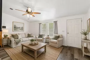 17808 Dogwood Dr, Lutz, FL 33558 - Photo 10
