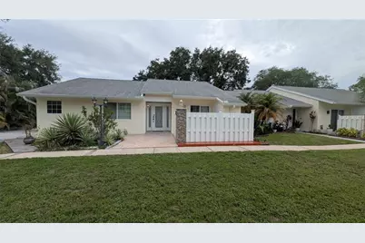 4000 Poinciana Court, Palm Harbor, FL 34684 - Photo 1