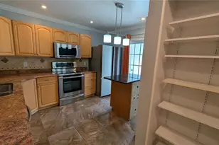 4000 Poinciana Ct, Palm Harbor, FL 34684 - Photo 10