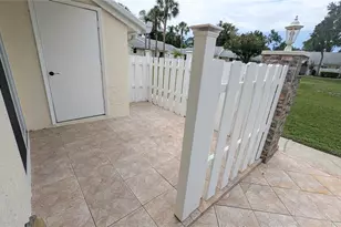 4000 Poinciana Ct, Palm Harbor, FL 34684 - Photo 4