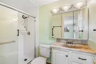 5415 1st St NE, Saint Petersburg, FL 33703 - Photo 10