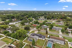 1606 Lark Ln, Brandon, FL 33510 - Photo 72