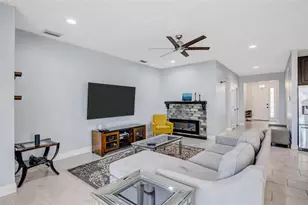 32876 Sand Creek Dr, Wesley Chapel, FL 33543 - Photo 6