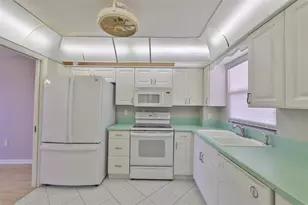 1270 Gulf Blvd, Clearwater Beach, FL 33767 - Photo 6