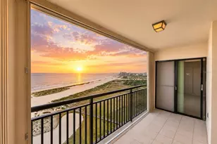 1270 Gulf Blvd, Clearwater Beach, FL 33767 - Photo 1