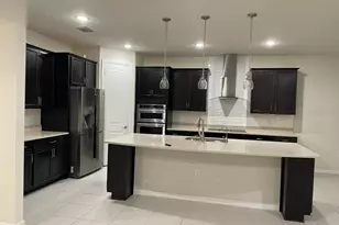 18909 Willowmore Cedar Dr, Lutz, FL 33558 - Photo 6