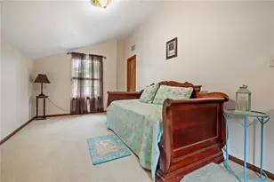 285 Lakeview Dr, Tarpon Springs, FL 34689 - Photo 26