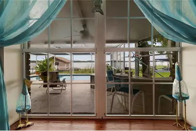 285 Lakeview Drive, Tarpon Springs, FL 34689 - Photo 40
