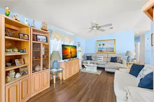 556 Mt Oak Ave NE, Saint Petersburg, FL 33702 - Photo 4