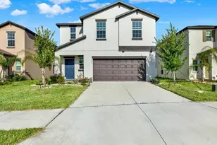 6213 Back Forty Loop, Zephyrhills, FL 33541 - Photo 2