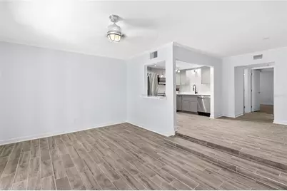 505 Plaza Seville Court #9, Treasure Island, FL 33706 - Photo 8