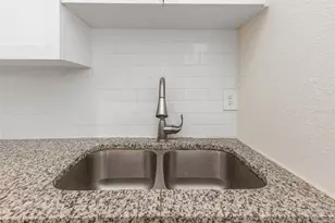 779 4th Ave N, Saint Petersburg, FL 33701 - Photo 14