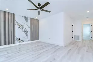 214 8th Ave Dr W, Bradenton, FL 34205 - Photo 14