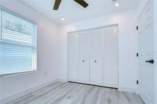 214 8th Ave Dr W, Bradenton, FL 34205 - Photo 16