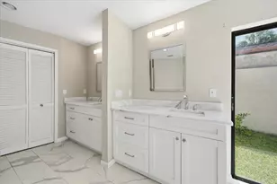 13510 Avista Dr, Tampa, FL 33624 - Photo 20