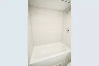 11314 N 52nd Street #B17, Tampa, FL 33617 - Photo 24