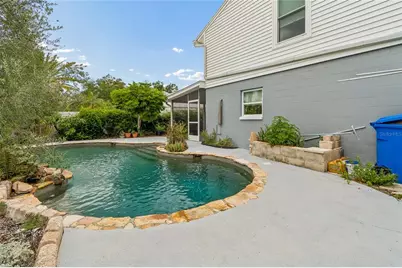 16018 Saddlestring Drive, Tampa, FL 33618 - Photo 10