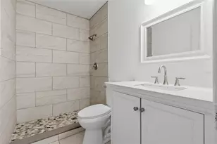 410 S Oakwood Ave, Brandon, FL 33511 - Photo 10