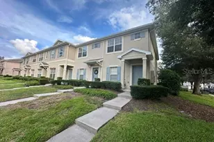 15723 Fishhawk Falls Dr, Lithia, FL 33547 - Photo 2