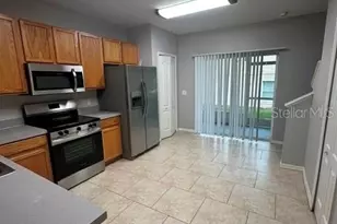 15723 Fishhawk Falls Dr, Lithia, FL 33547 - Photo 6